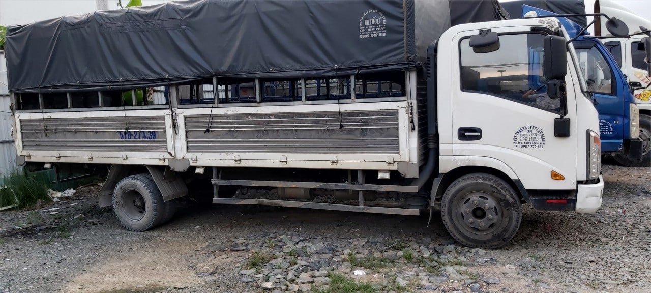 Cho thuê xe tải chở hàng 9 Tấn quận Bình Tân